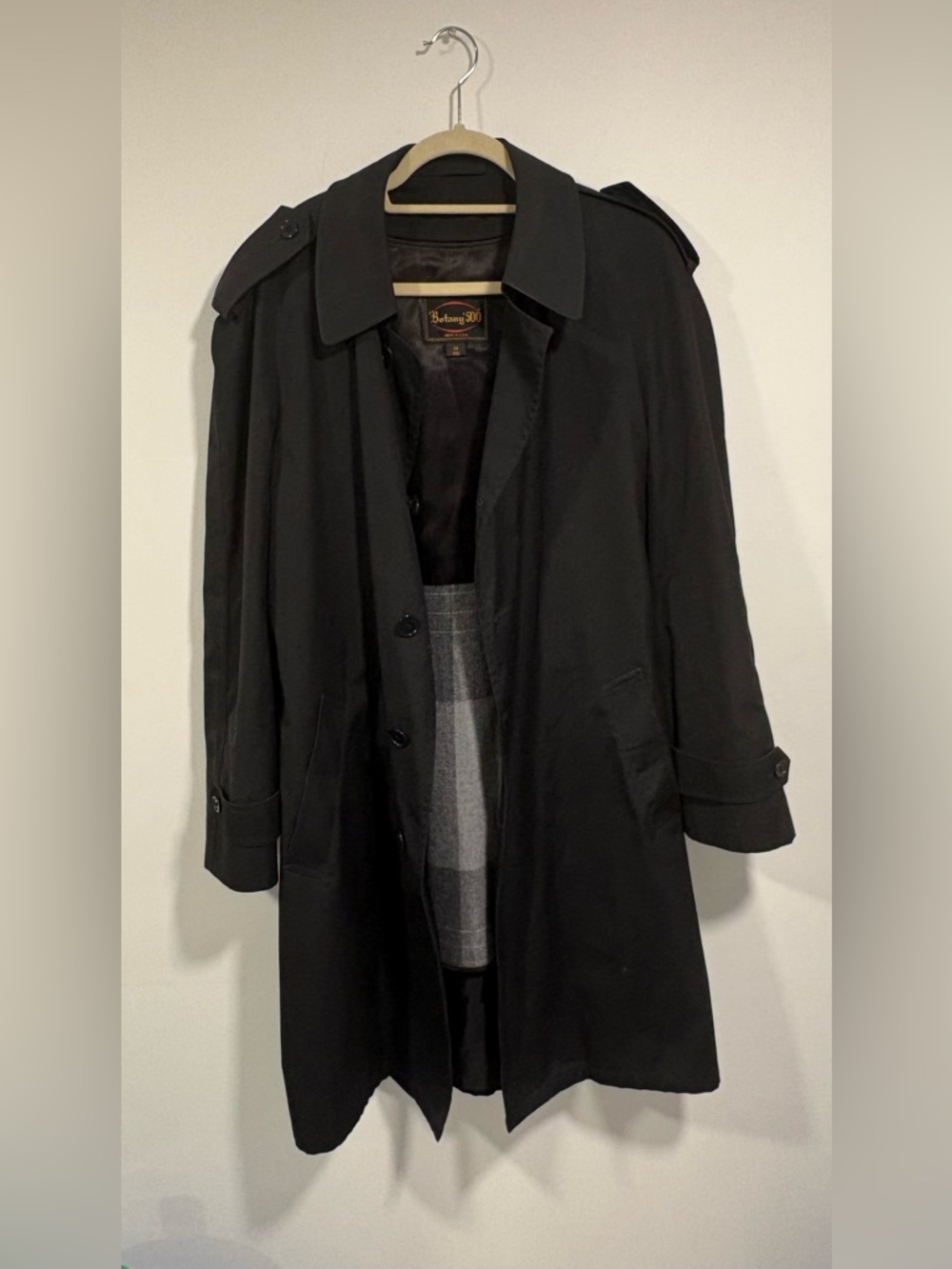 Belstaff Black Men's Trench Coat with Classic Epaulet Details